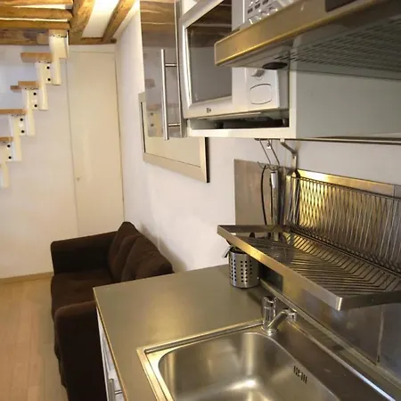 Wonderful Bright Studio - Ile Saint Louis *